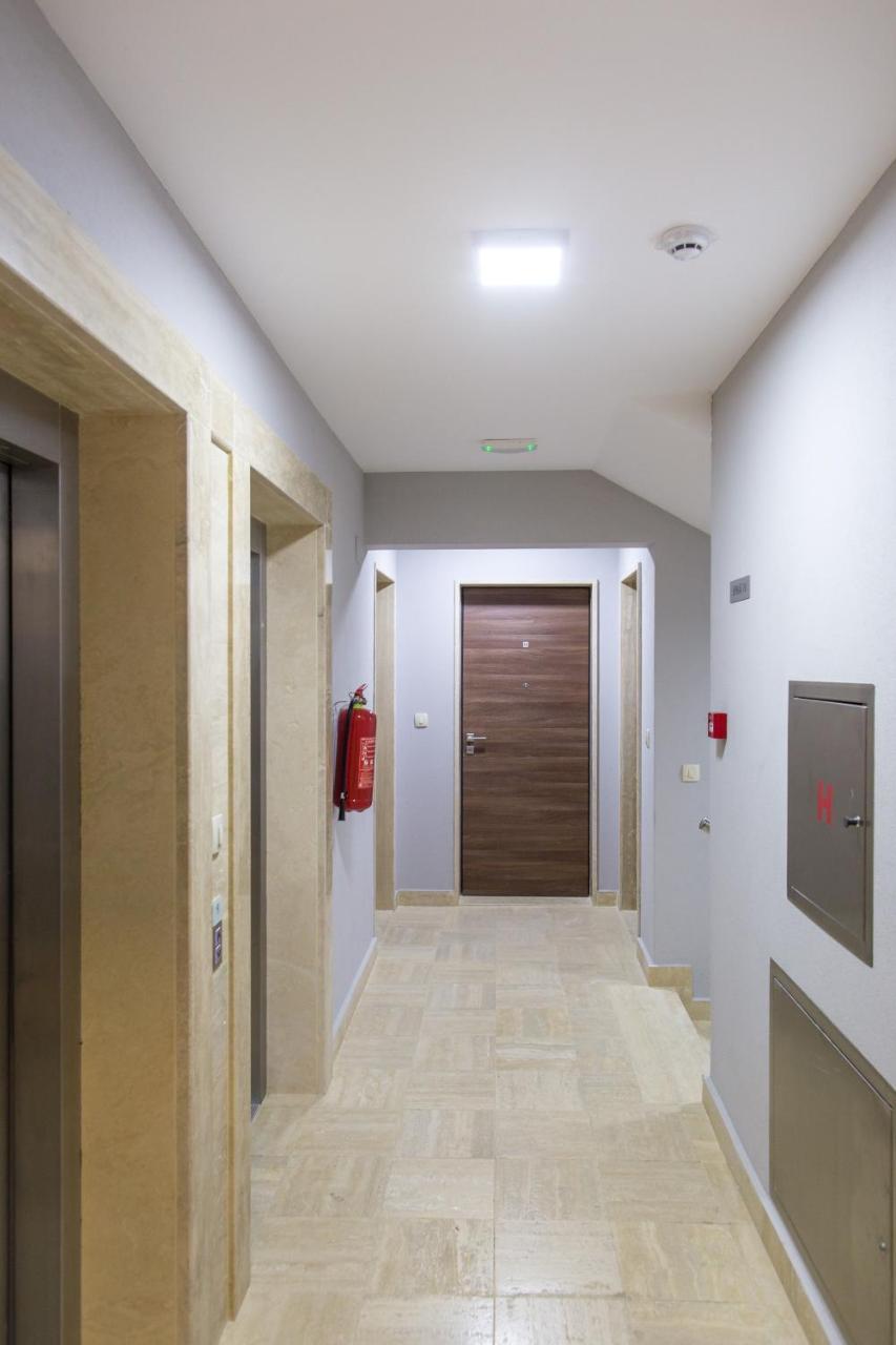 Central Budva Apartment Ngoại thất bức ảnh